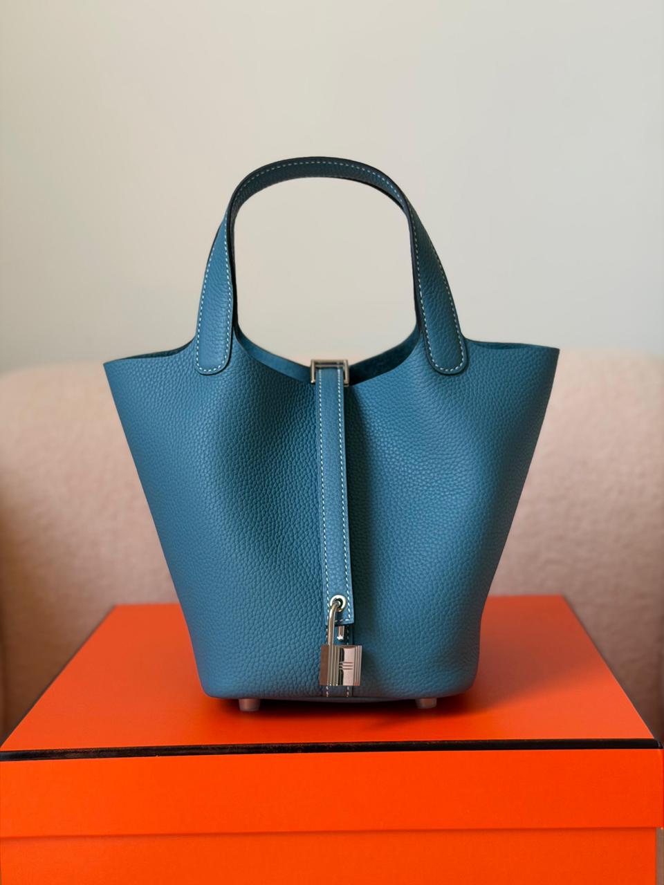 Ladies Herm**s bags