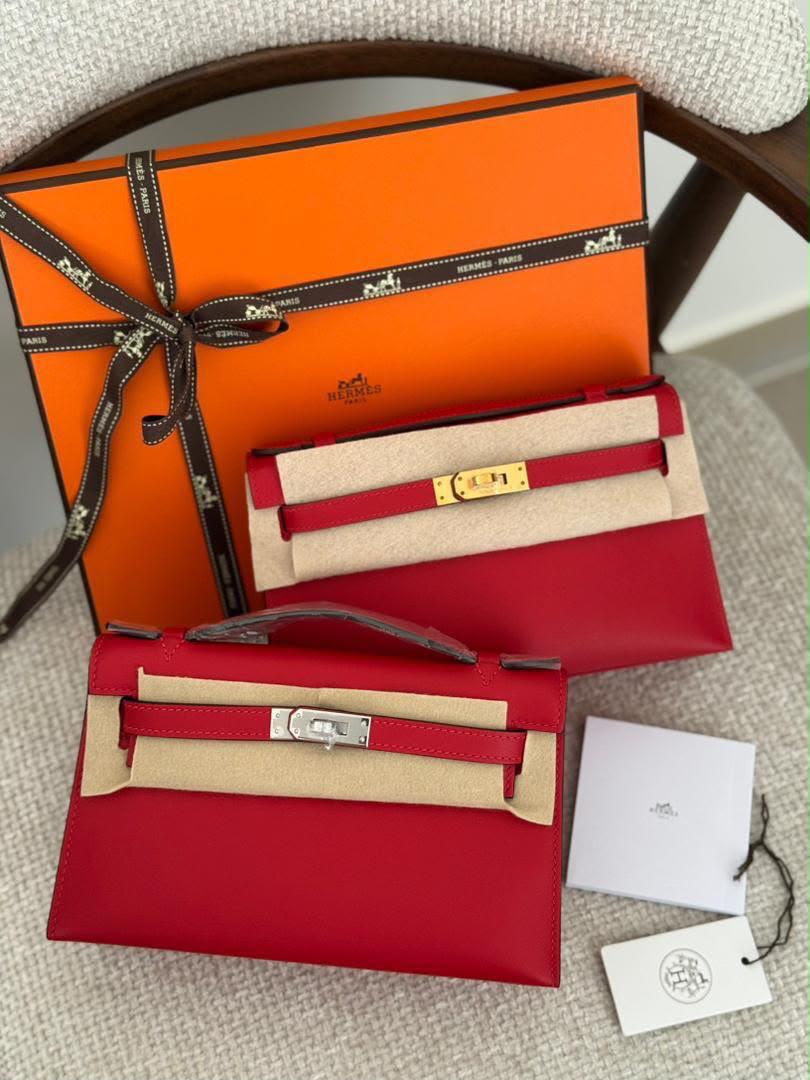 Ladies Herm**s bags