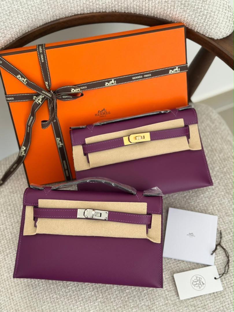Ladies Herm**s bags