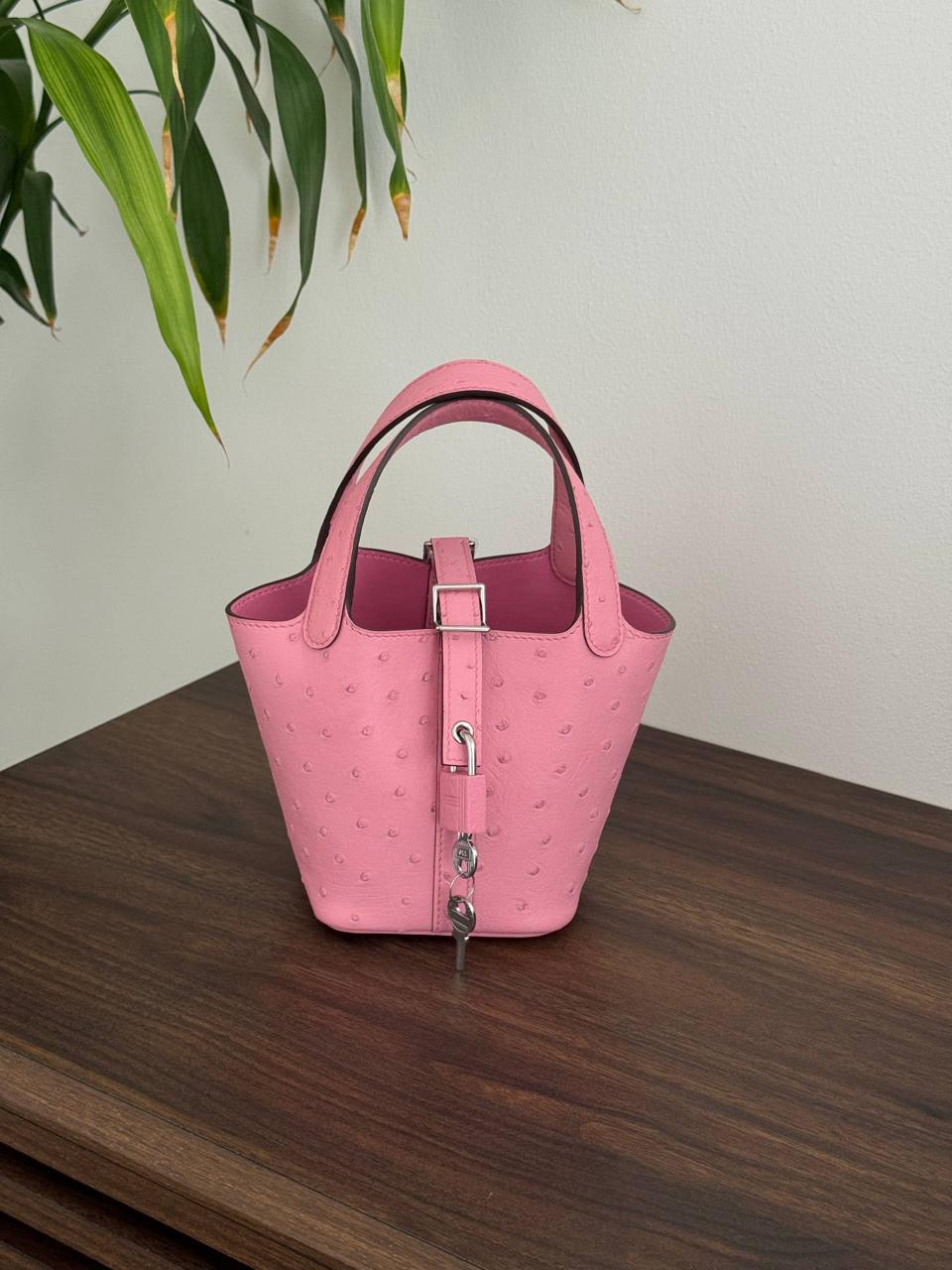 Ladies Herm**s bags