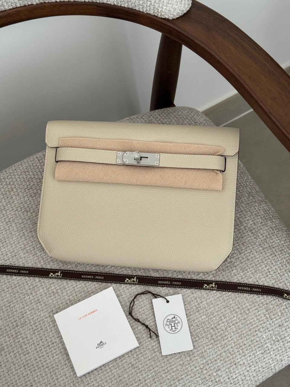 Ladies Herm**s bags