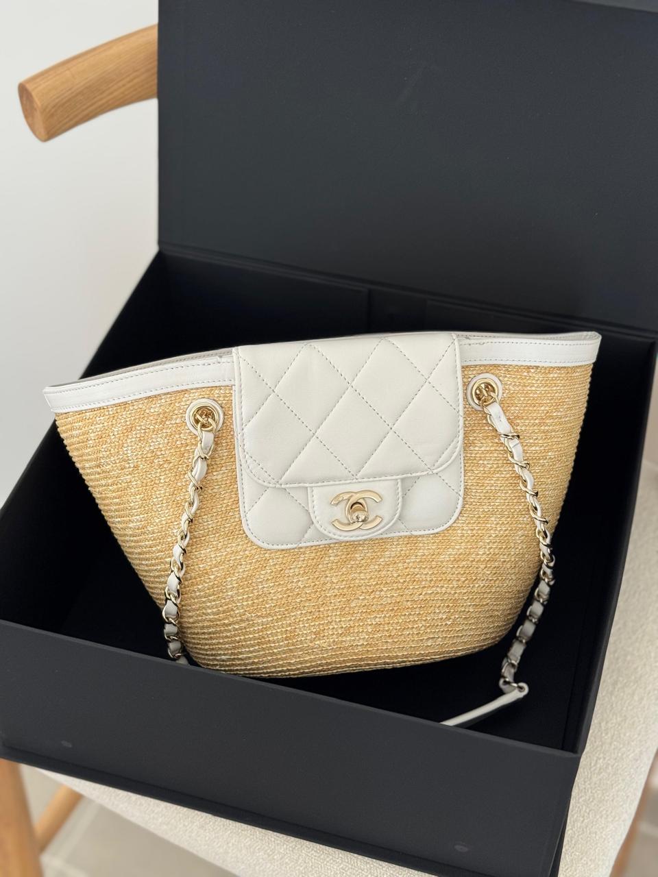 Ladies beach bags