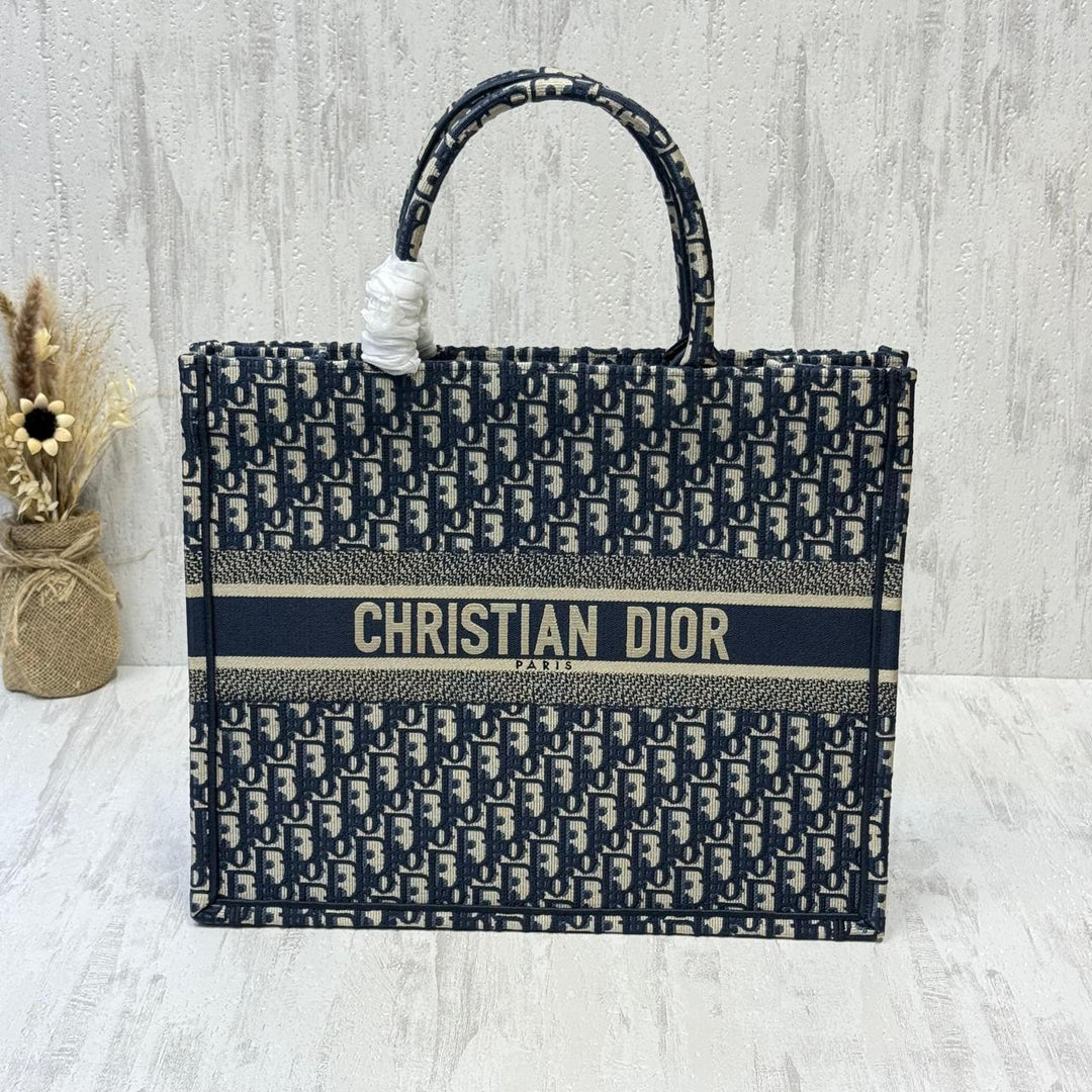 Ladies beach bags