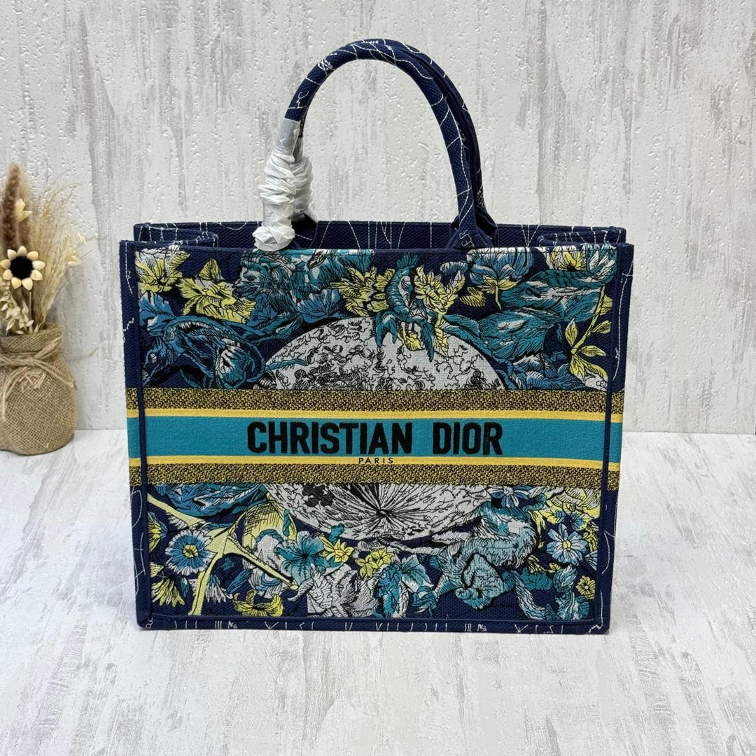 Ladies beach bags