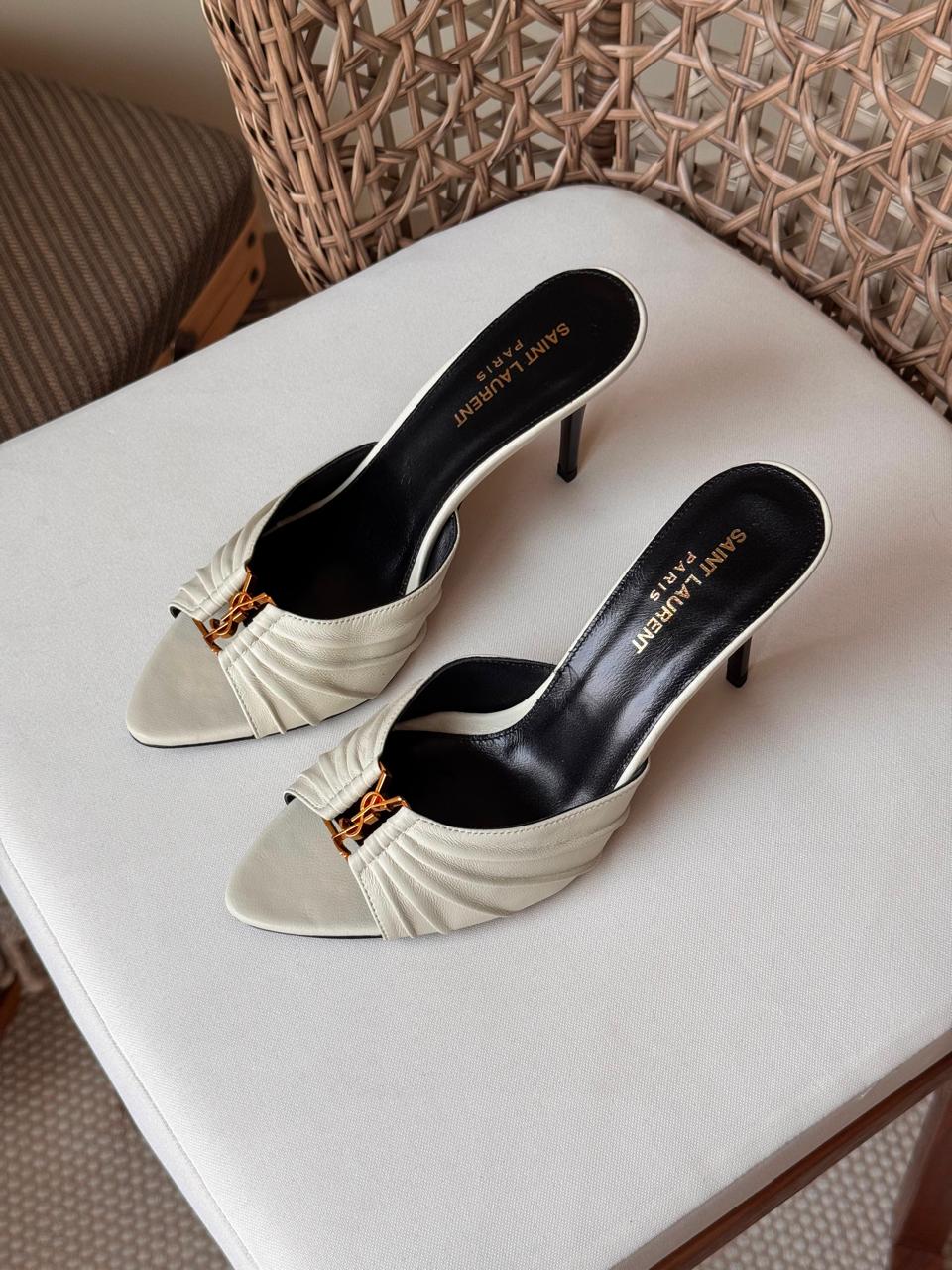Ladies heels