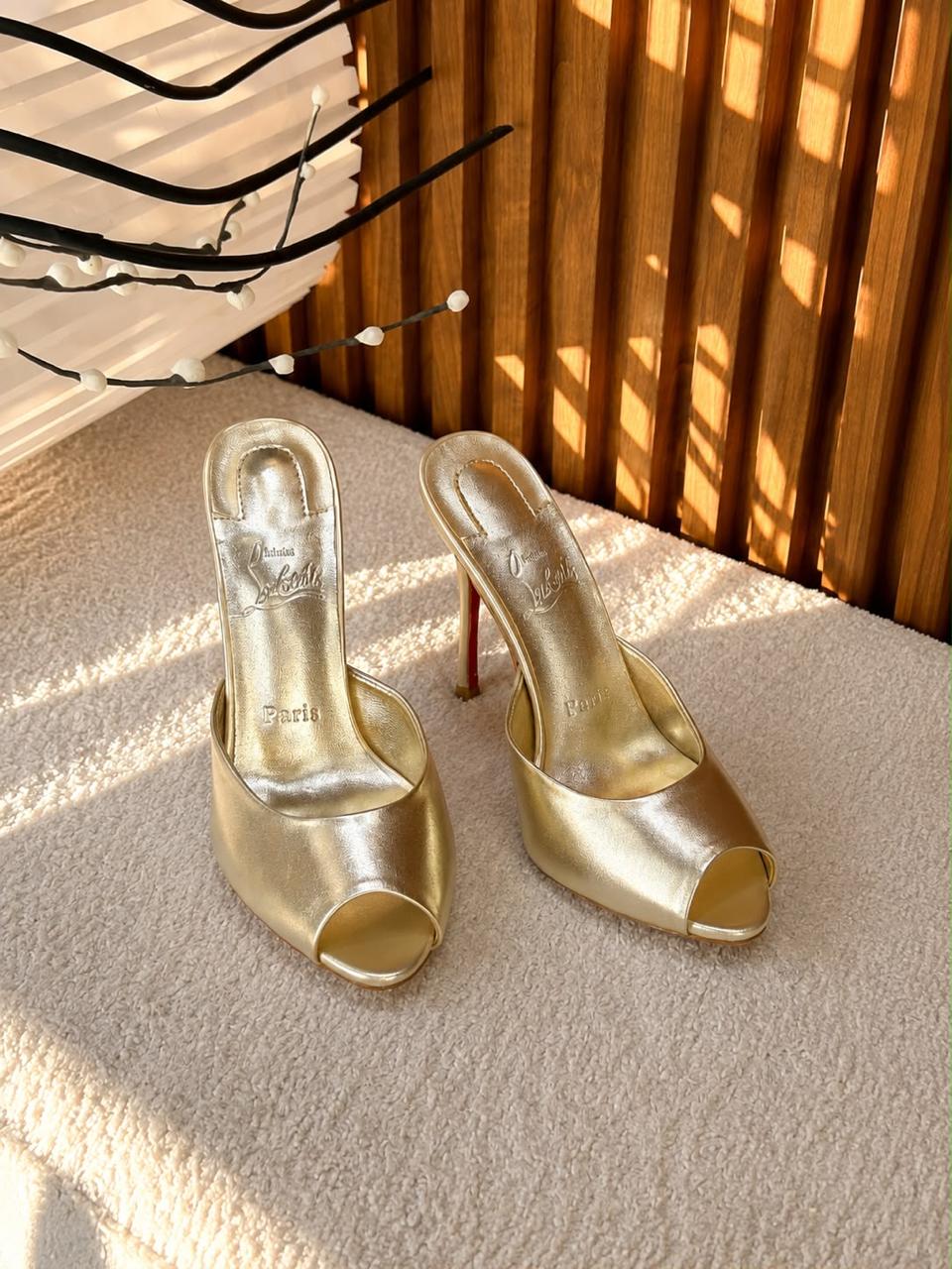 Ladies heels