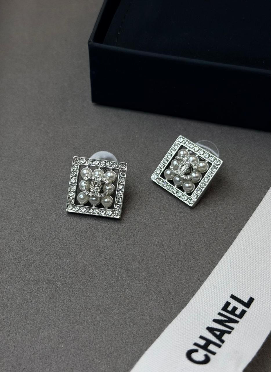 Rings & earrings