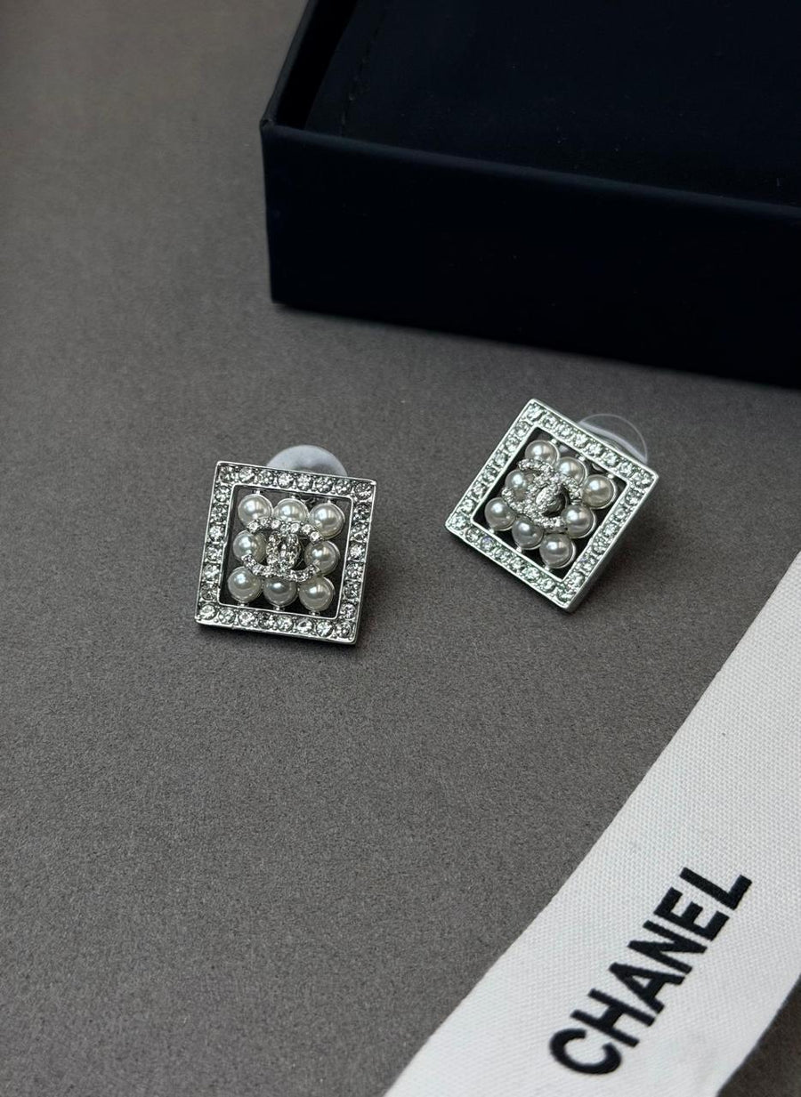 Rings & earrings