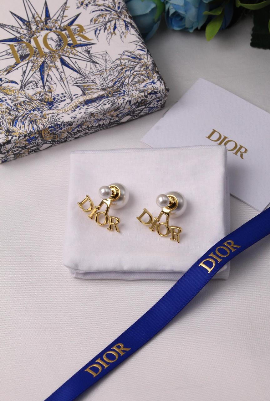 Rings & earrings