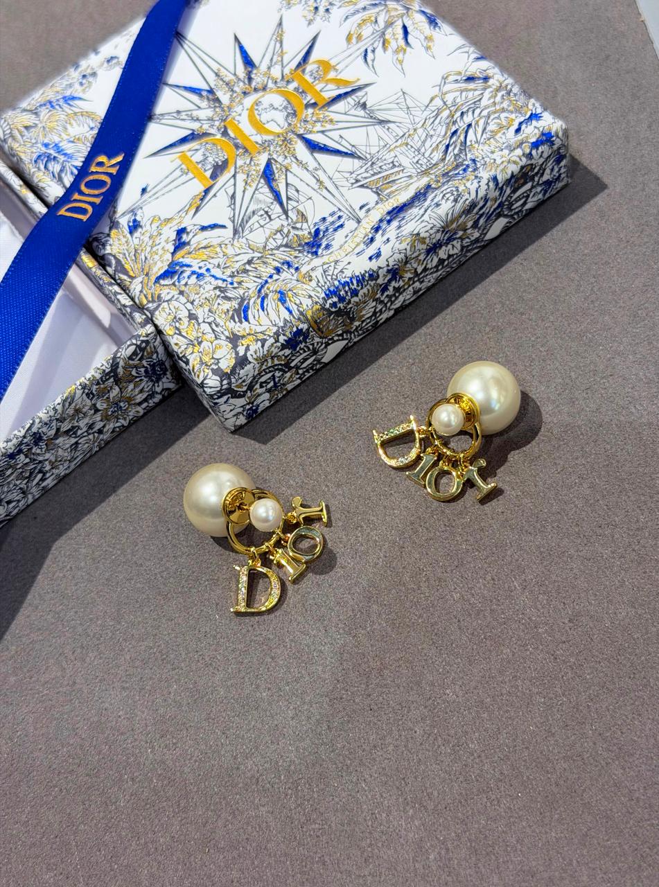 Rings & earrings
