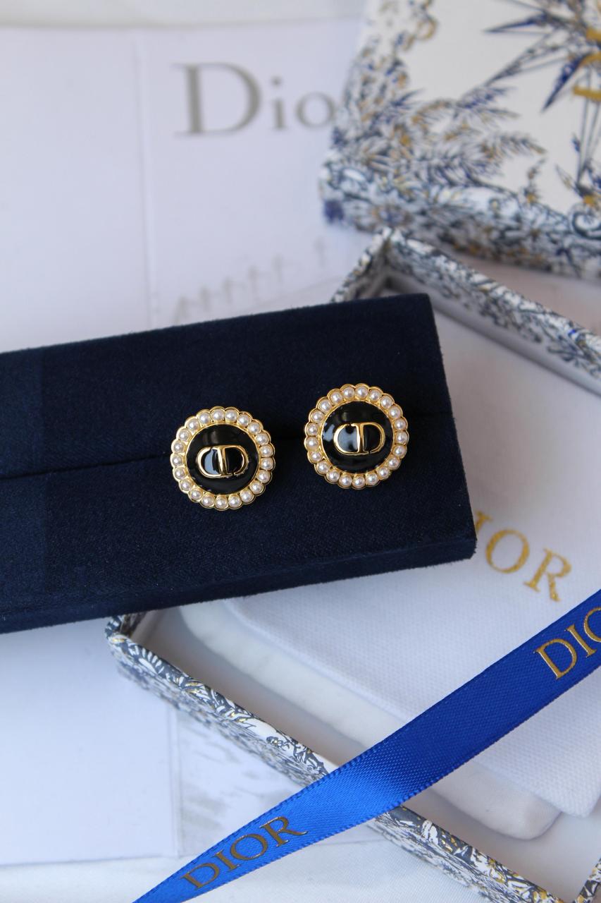 Rings & earrings