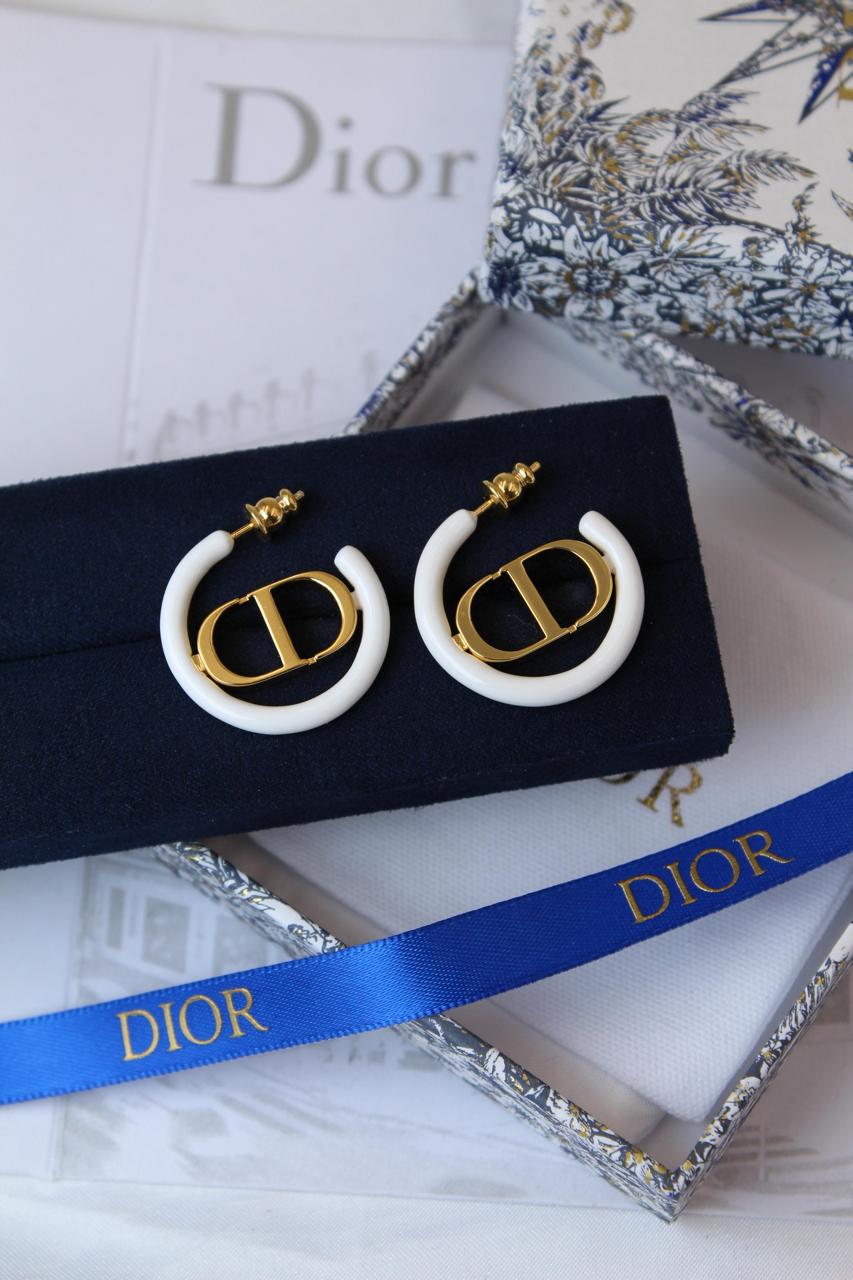 Rings & earrings