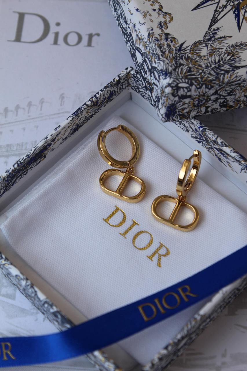 Rings & earrings