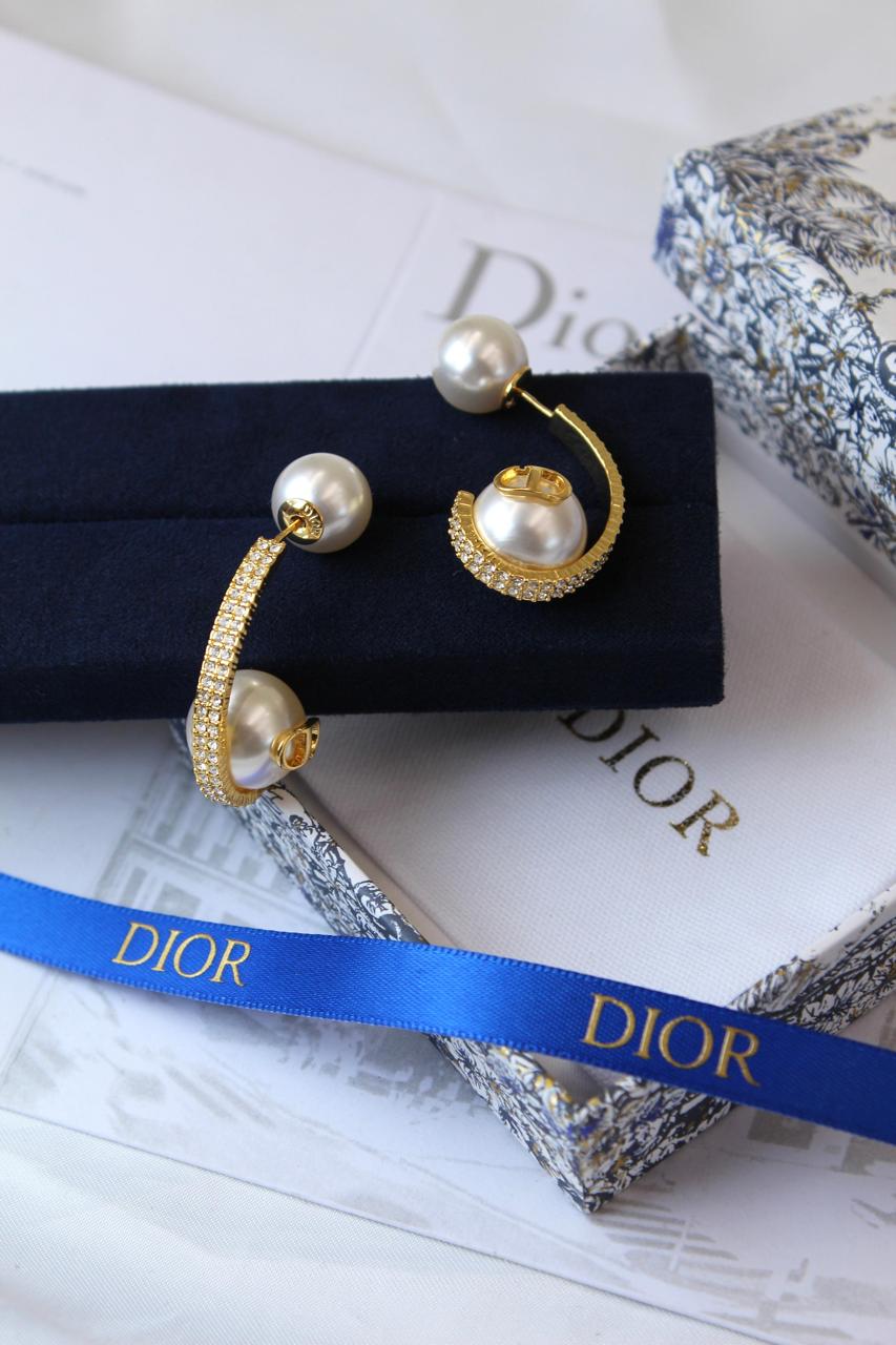 Rings & earrings