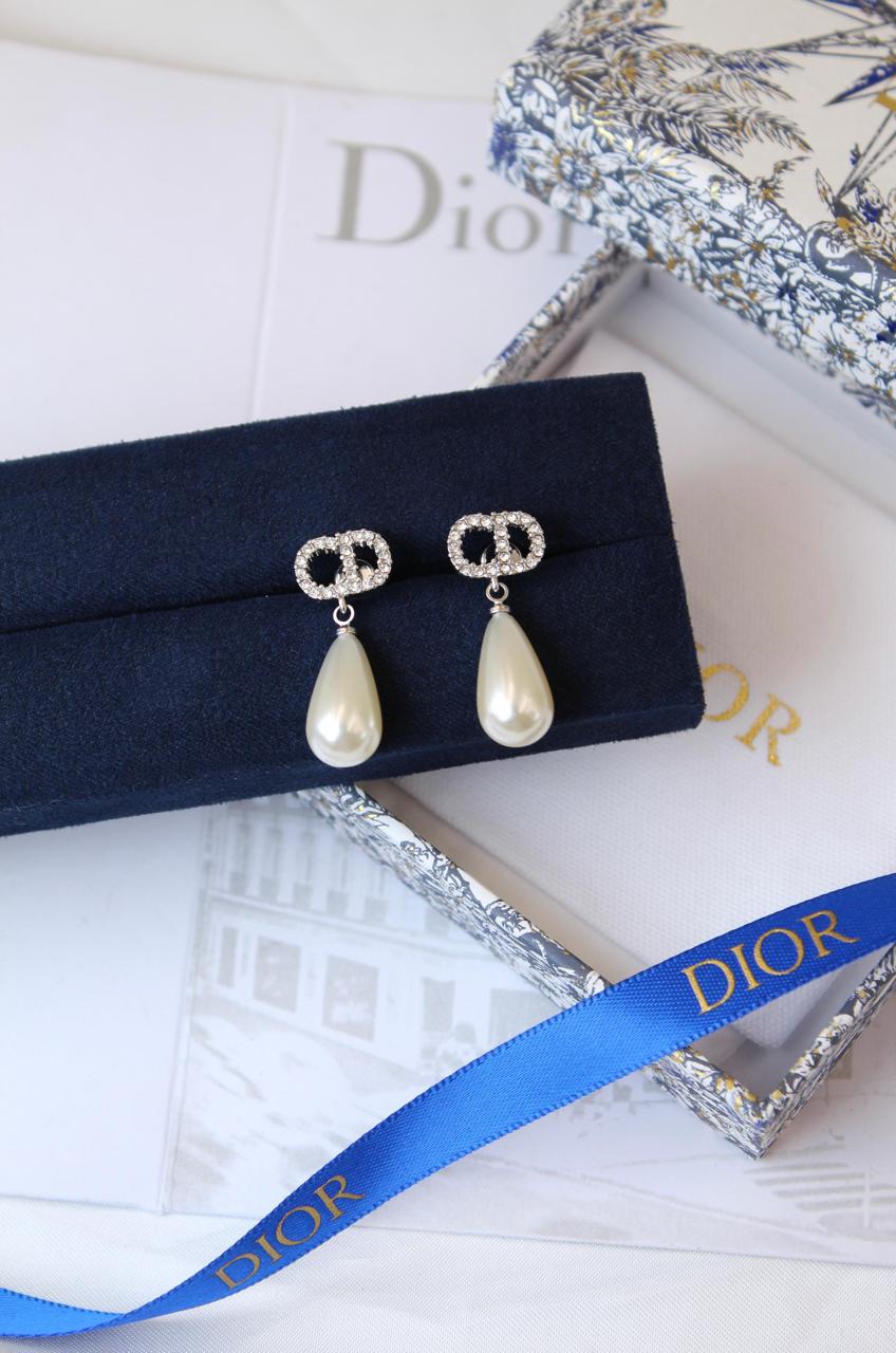 Rings & earrings