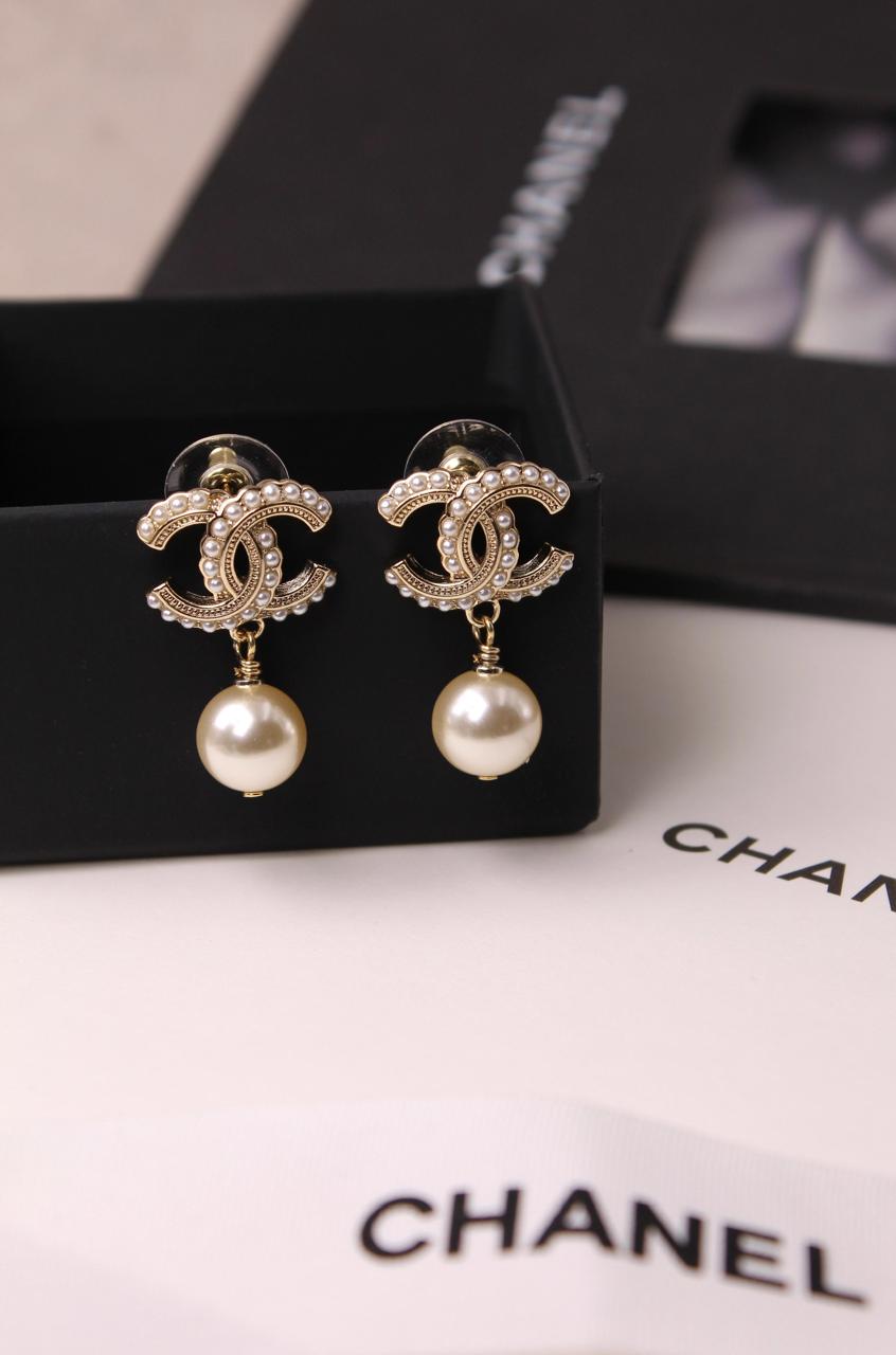 Rings & earrings