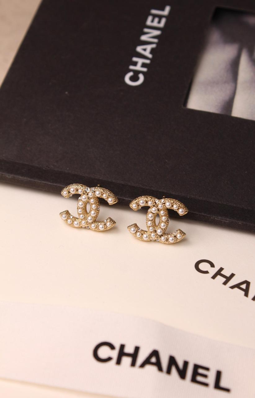 Rings & earrings