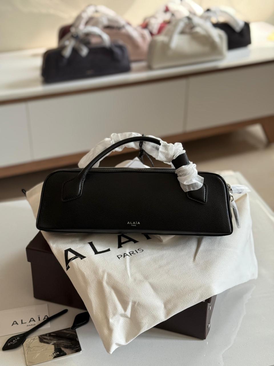 Ladies ALA**A bags