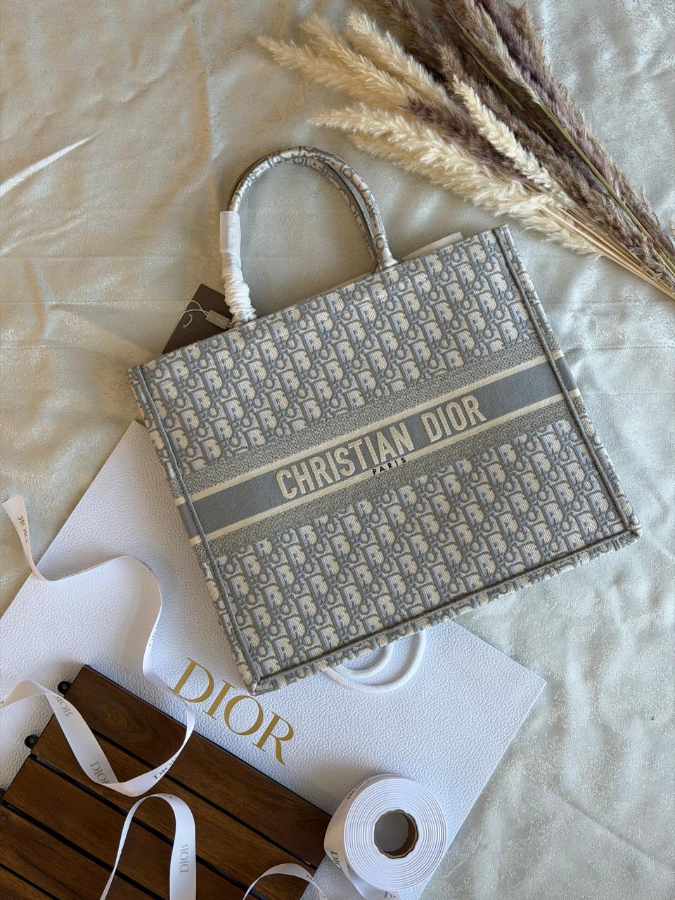 Ladies DI*R bags