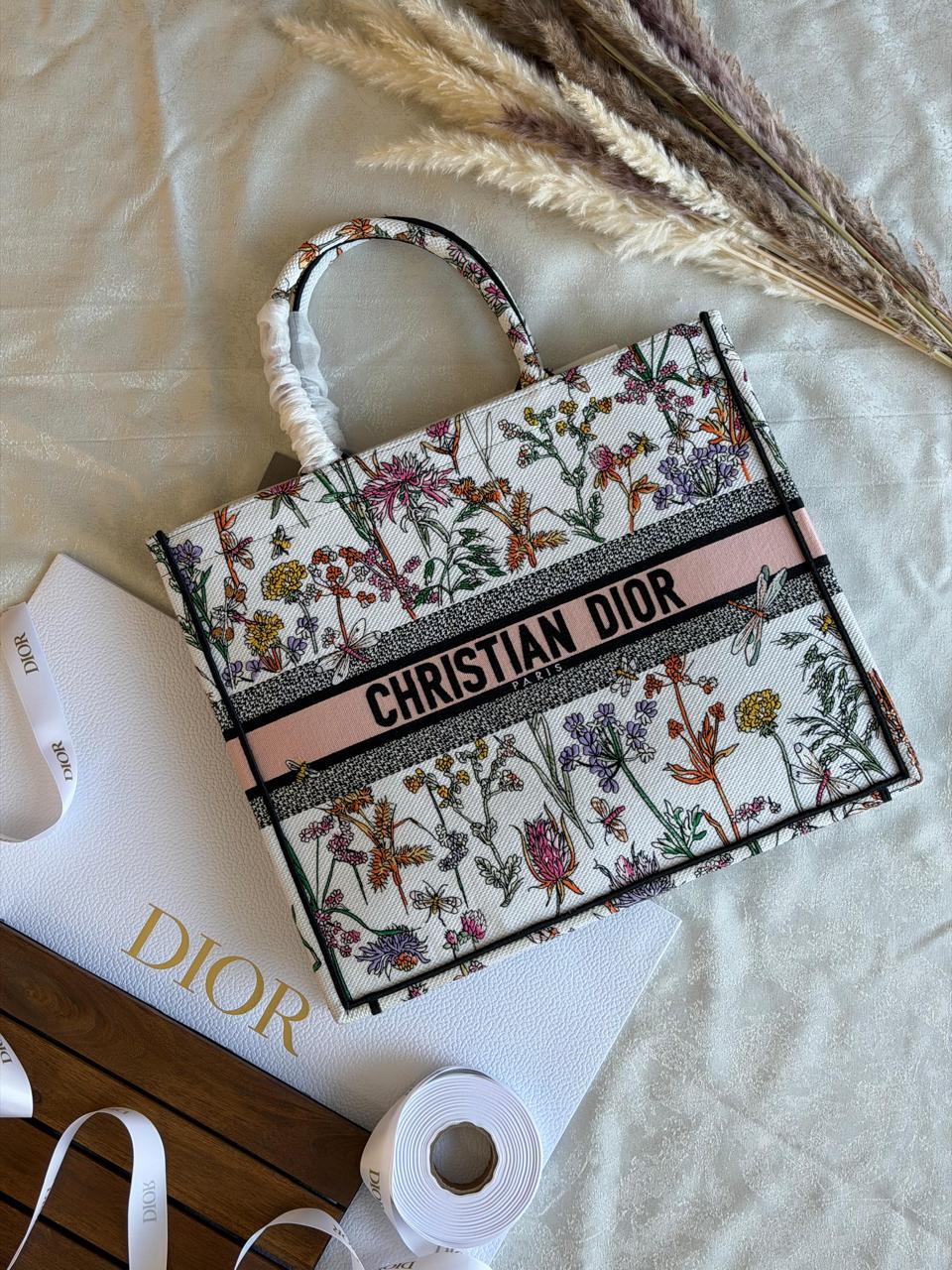 Ladies DI*R bags
