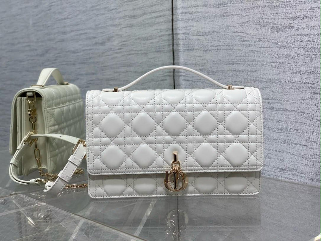 Ladies DI*R bags