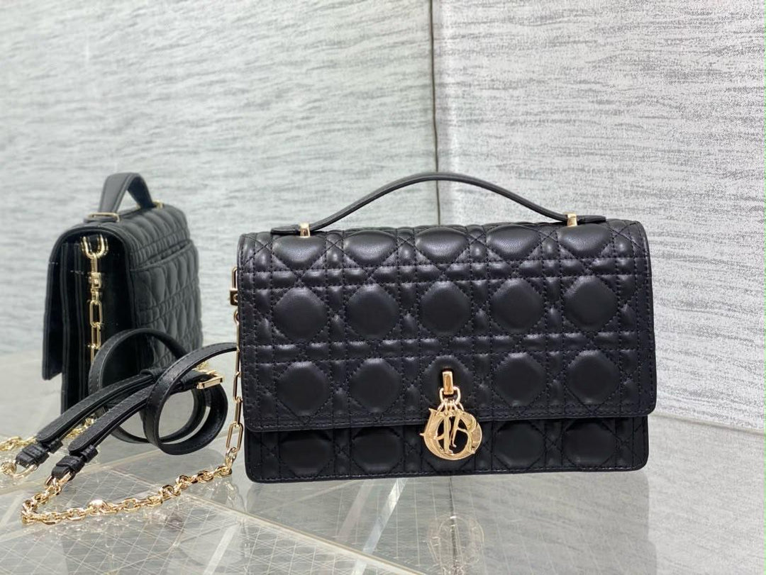 Ladies DI*R bags