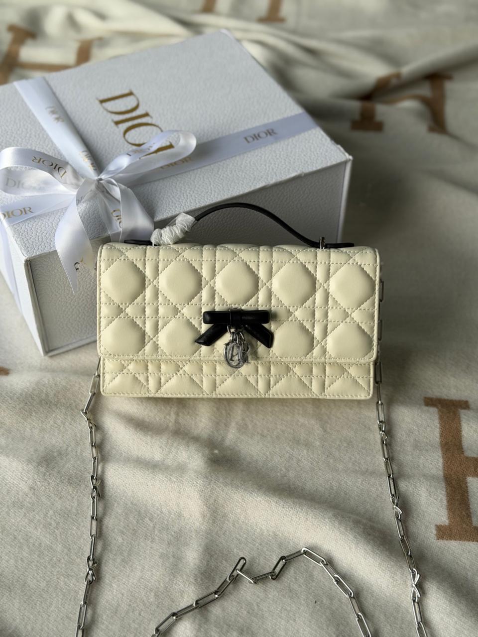 Ladies DI*R bags