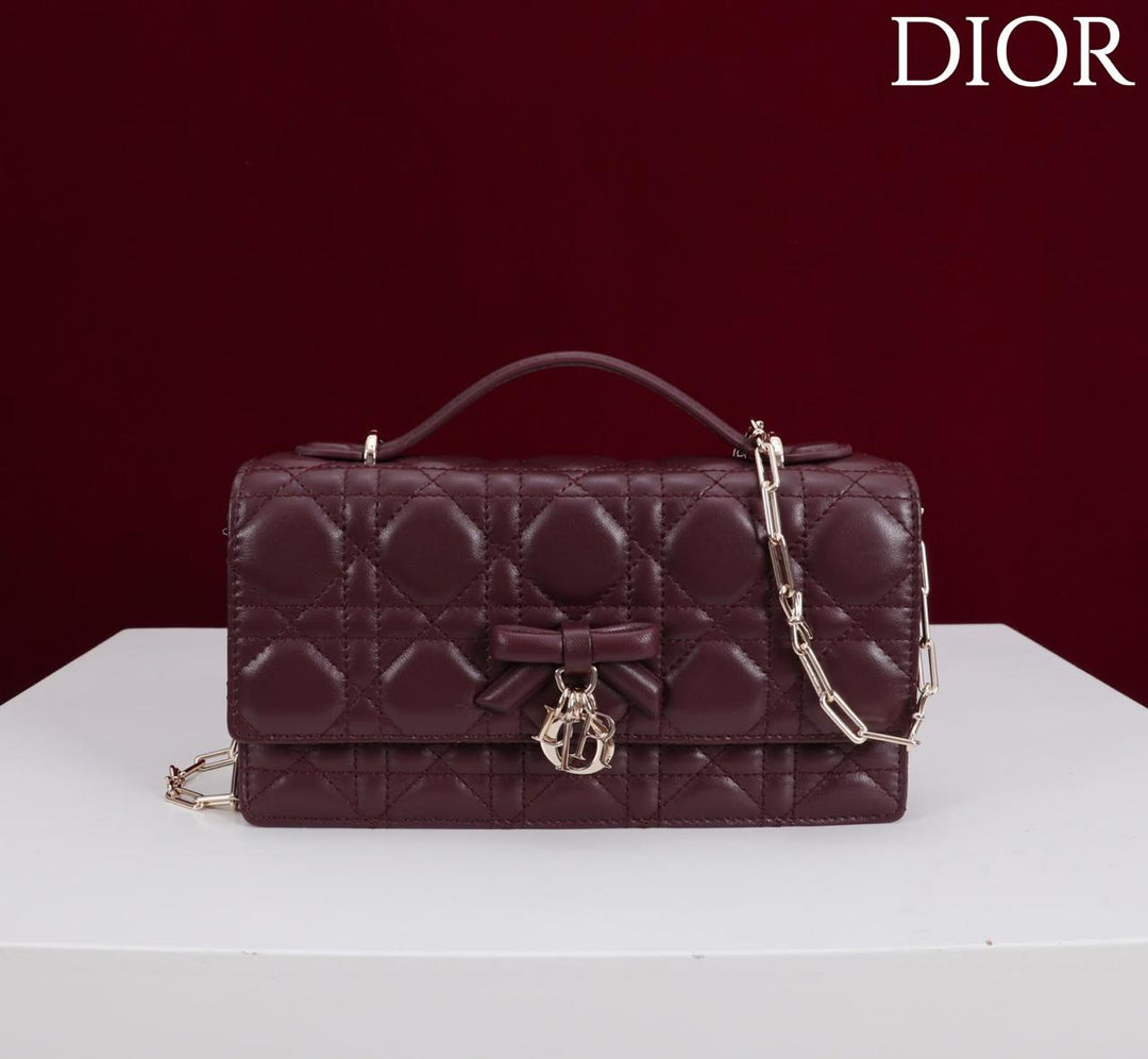 Ladies DI*R bags