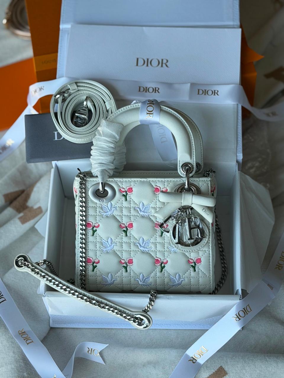 Ladies DI*R bags