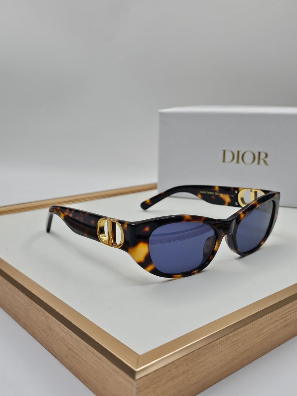 Ladies sunglasses