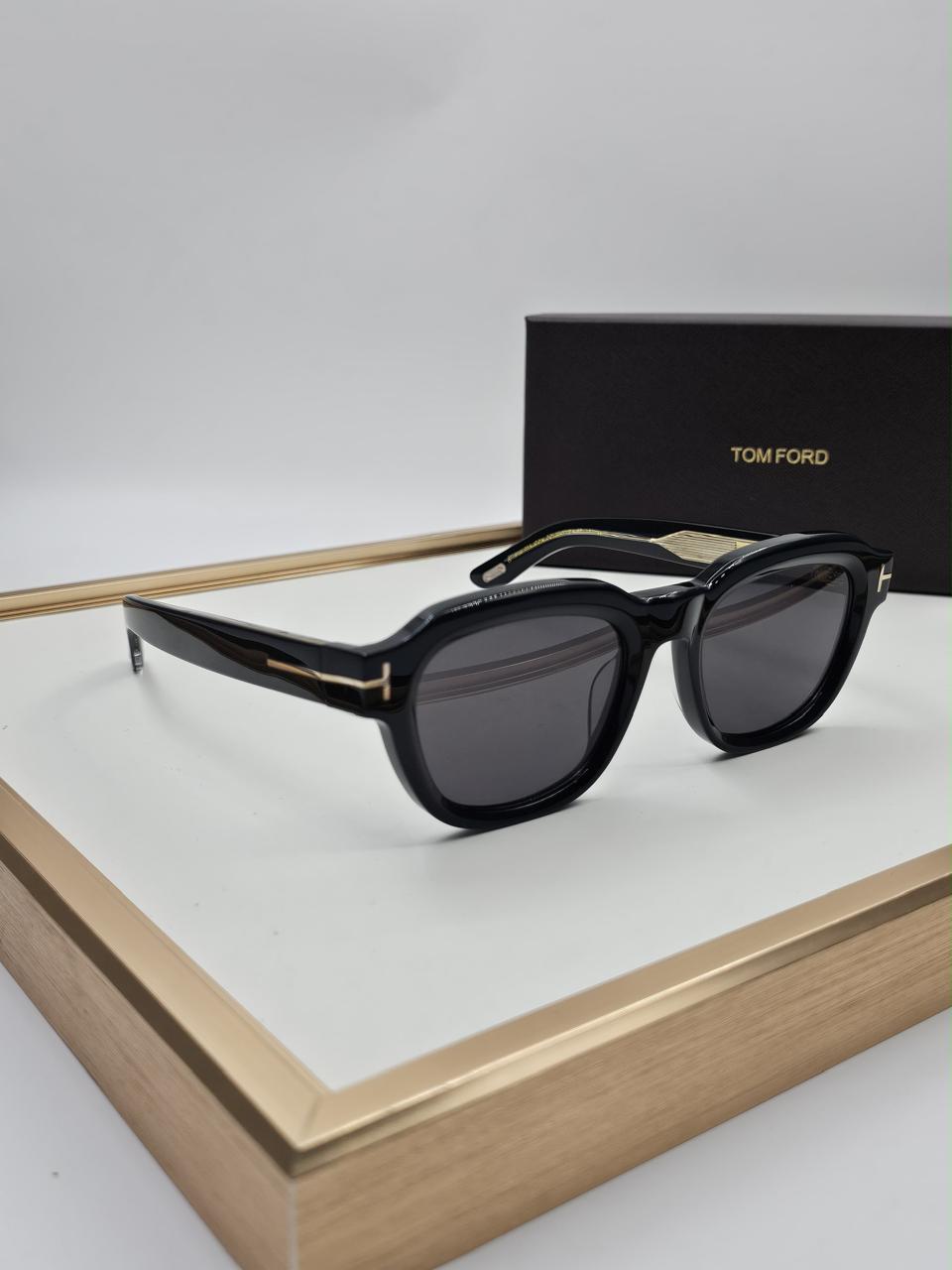 Ladies sunglasses