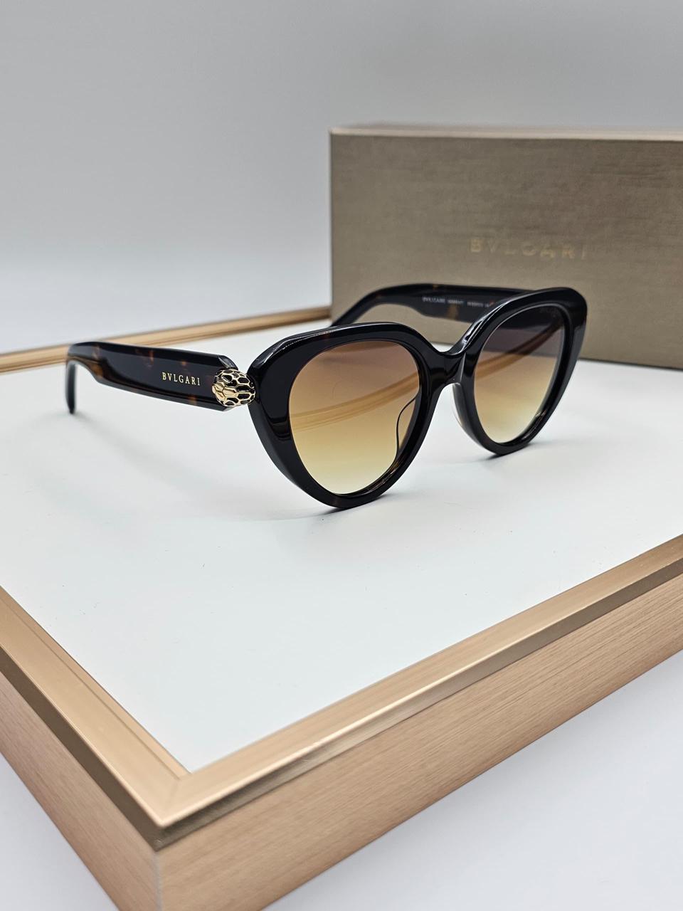 Ladies sunglasses