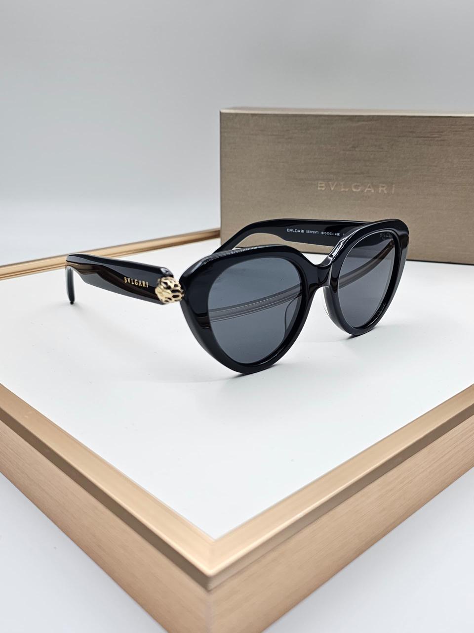 Ladies sunglasses
