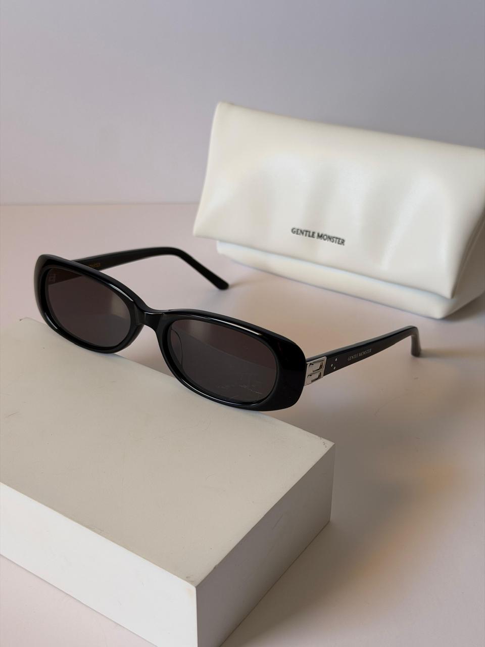 Ladies sunglasses
