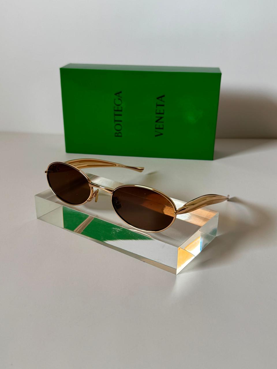 Ladies sunglasses