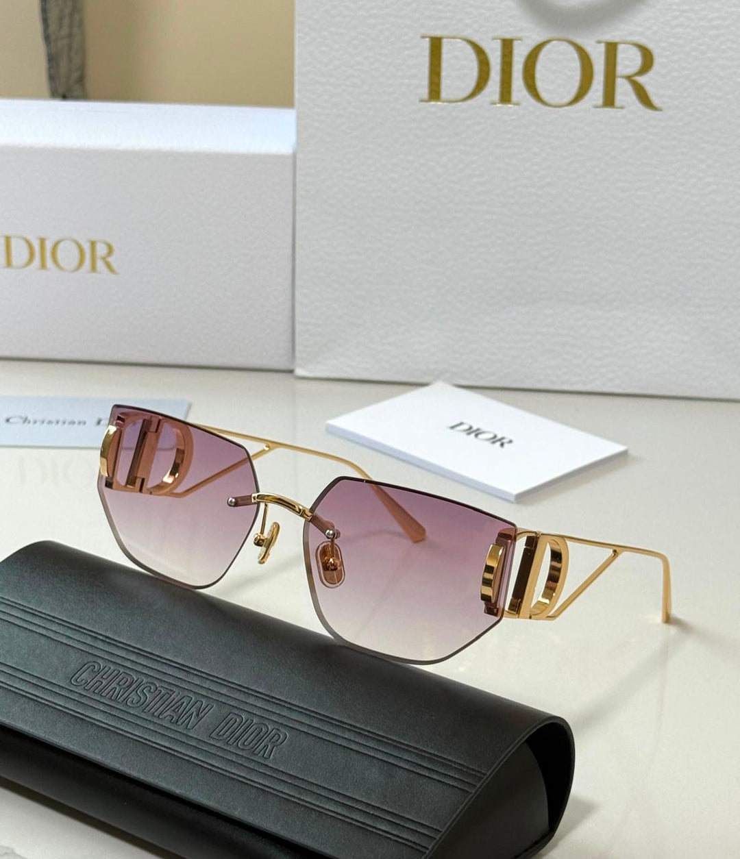 Ladies sunglasses