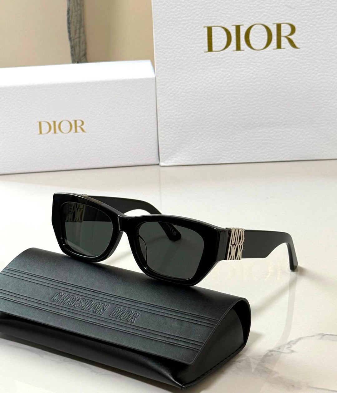 Ladies sunglasses