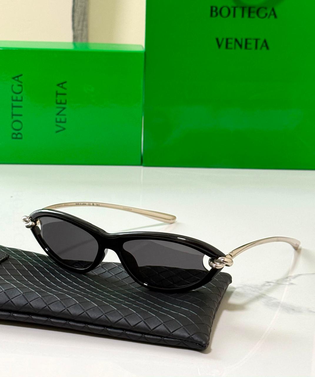Ladies sunglasses