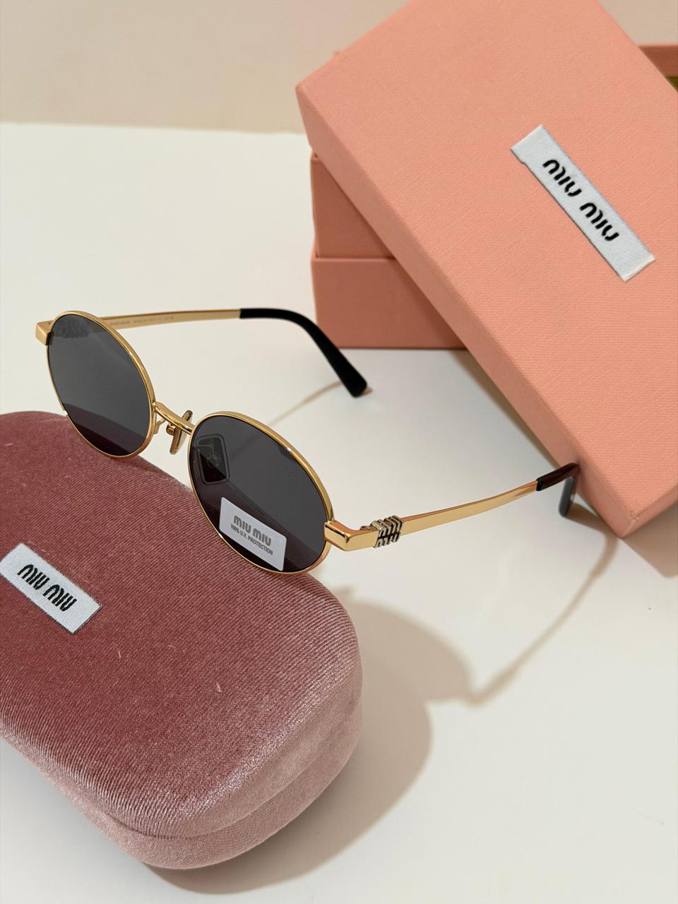 Ladies sunglasses