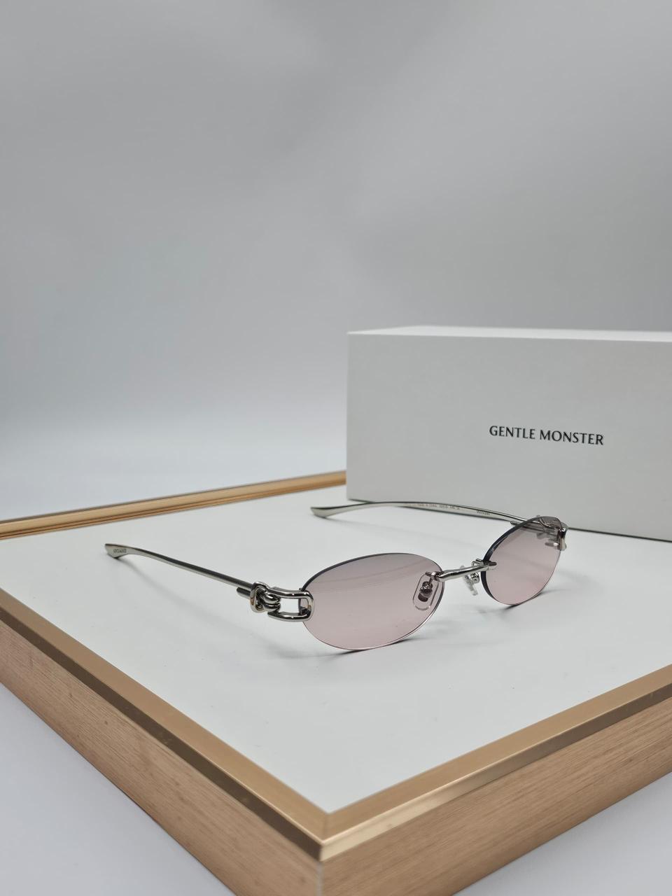 Ladies sunglasses
