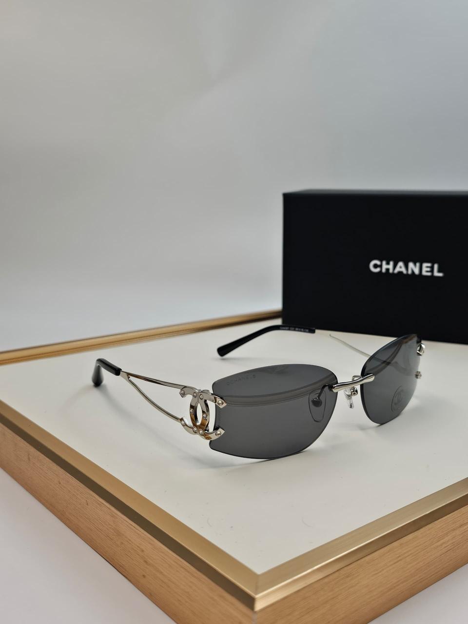Ladies sunglasses