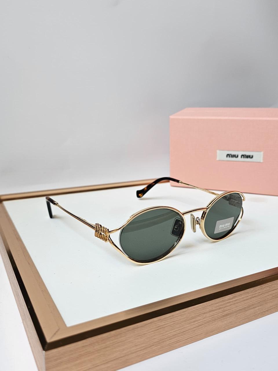 Ladies sunglasses