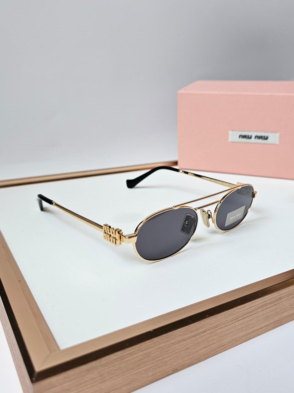 Ladies sunglasses
