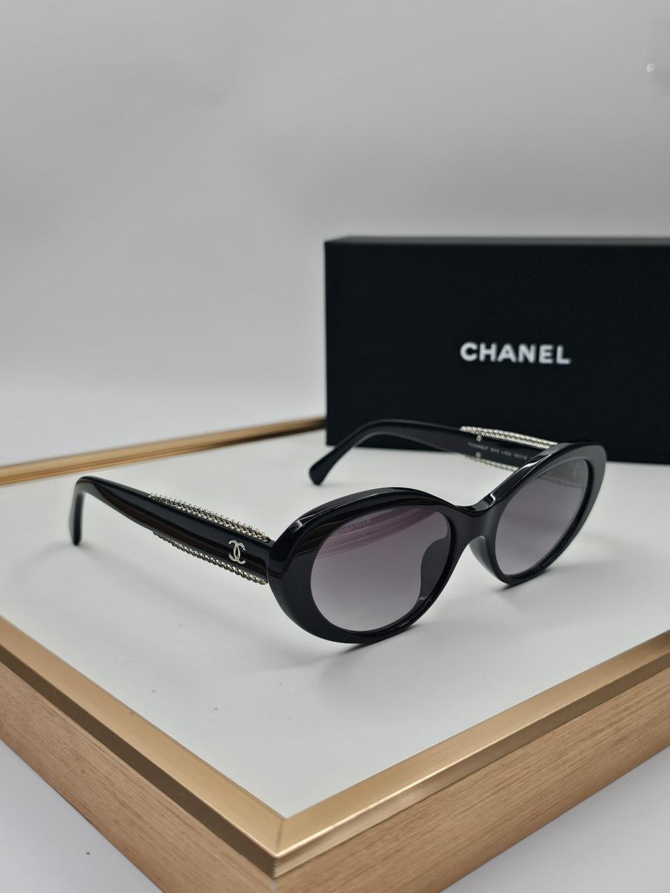 Ladies sunglasses