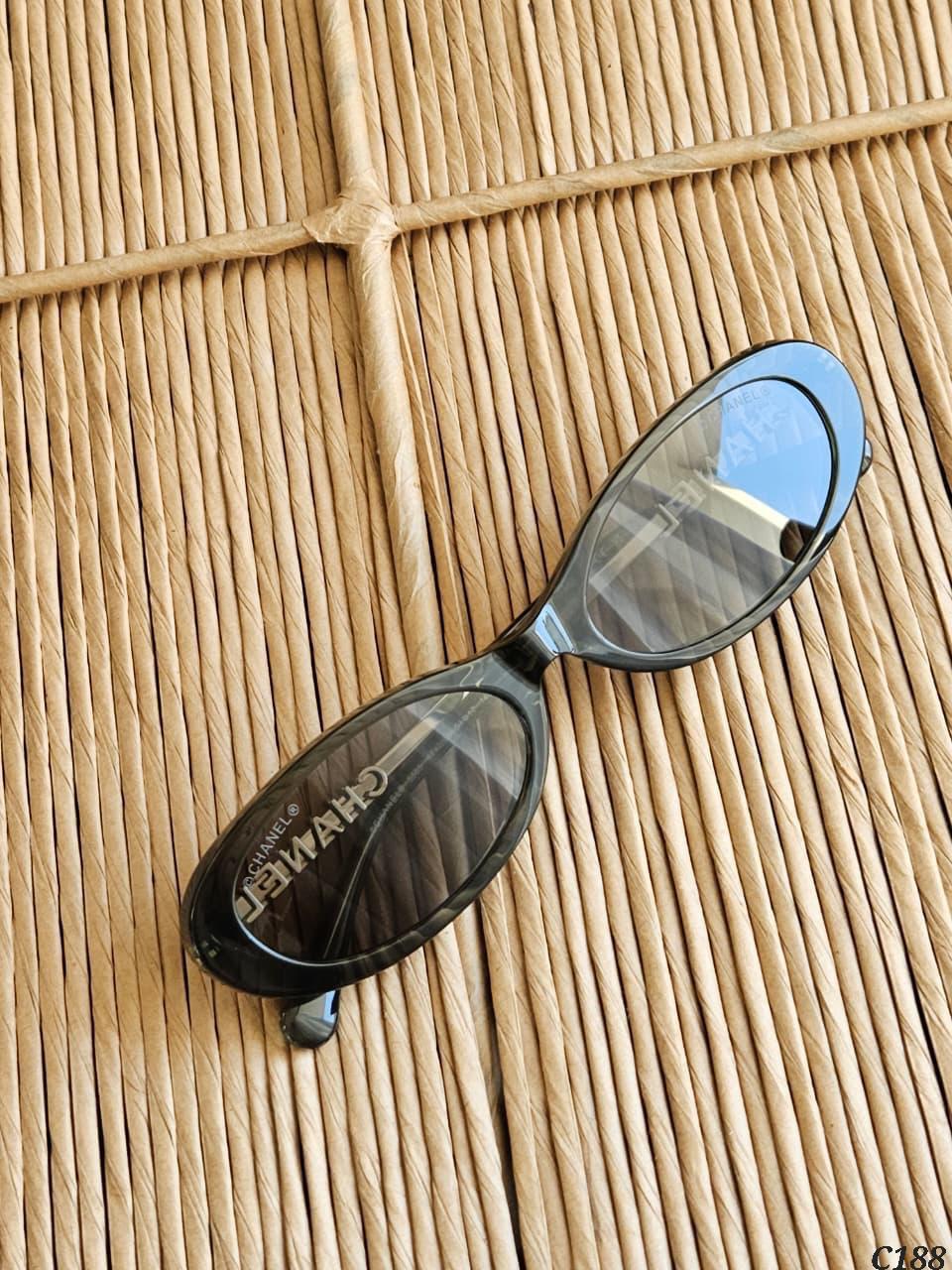 Ladies sunglasses