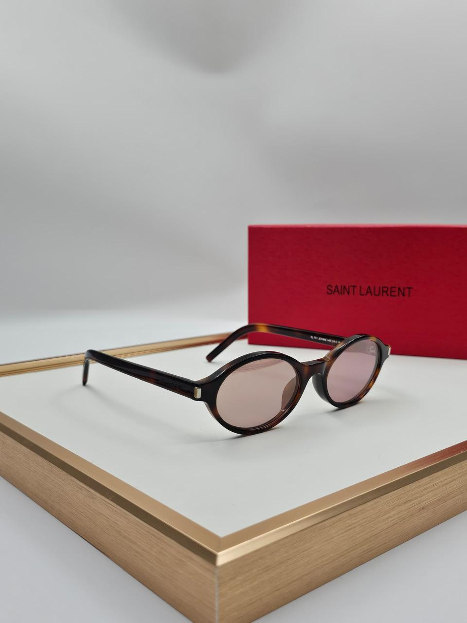 Ladies sunglasses