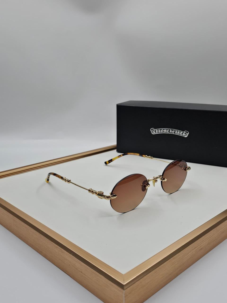 Ladies sunglasses