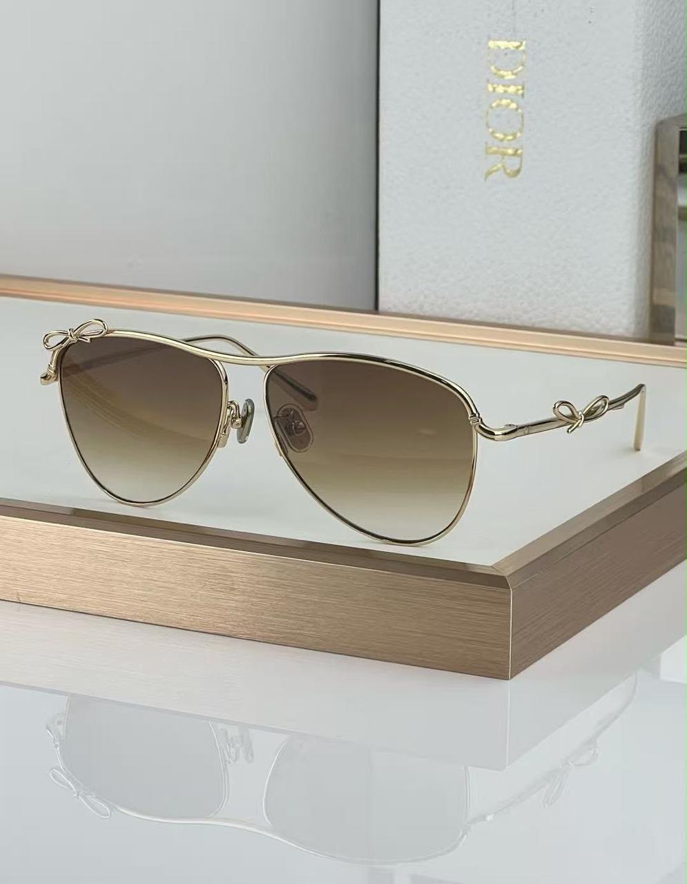 Ladies sunglasses