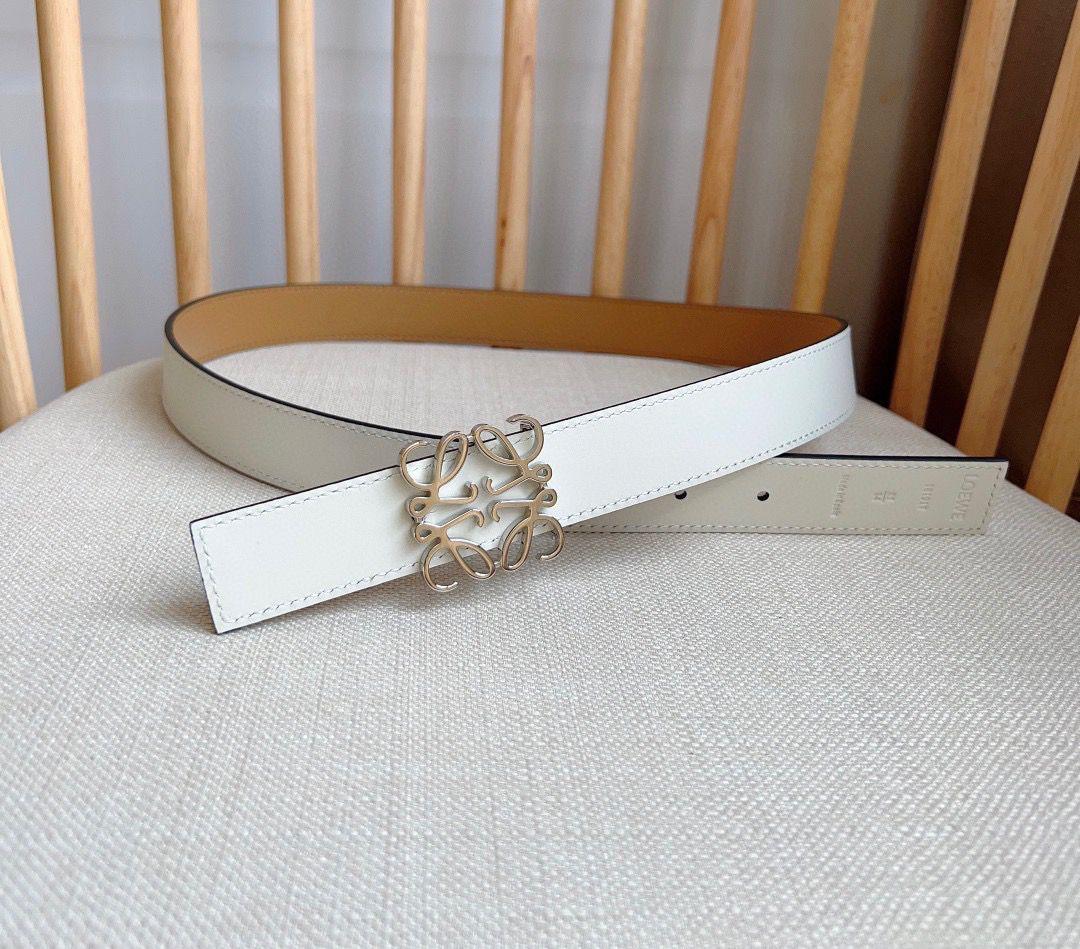 Ladies belts