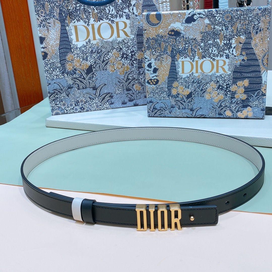 Ladies belts